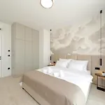 Cloud 9 D6 Villa