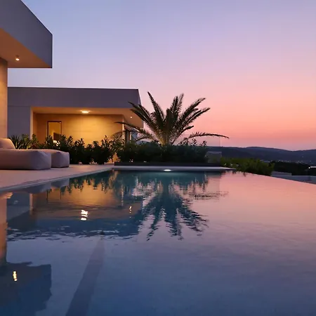 Cloud 9 D6 Villa Tkon